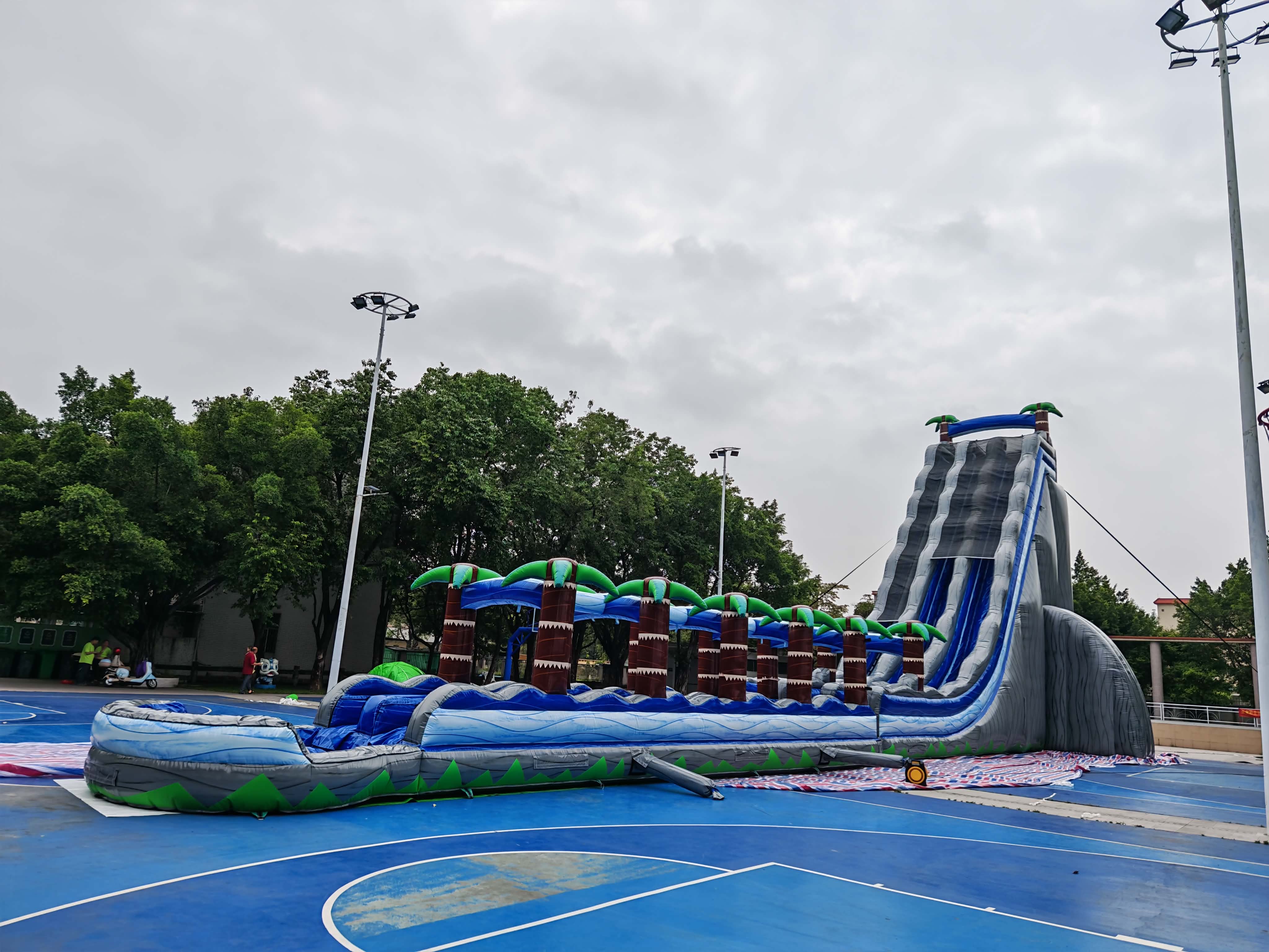 A Bounce LI rental set up at a real party