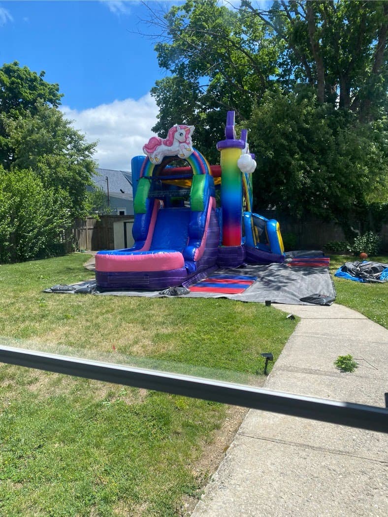 A Bounce LI rental set up at a real party