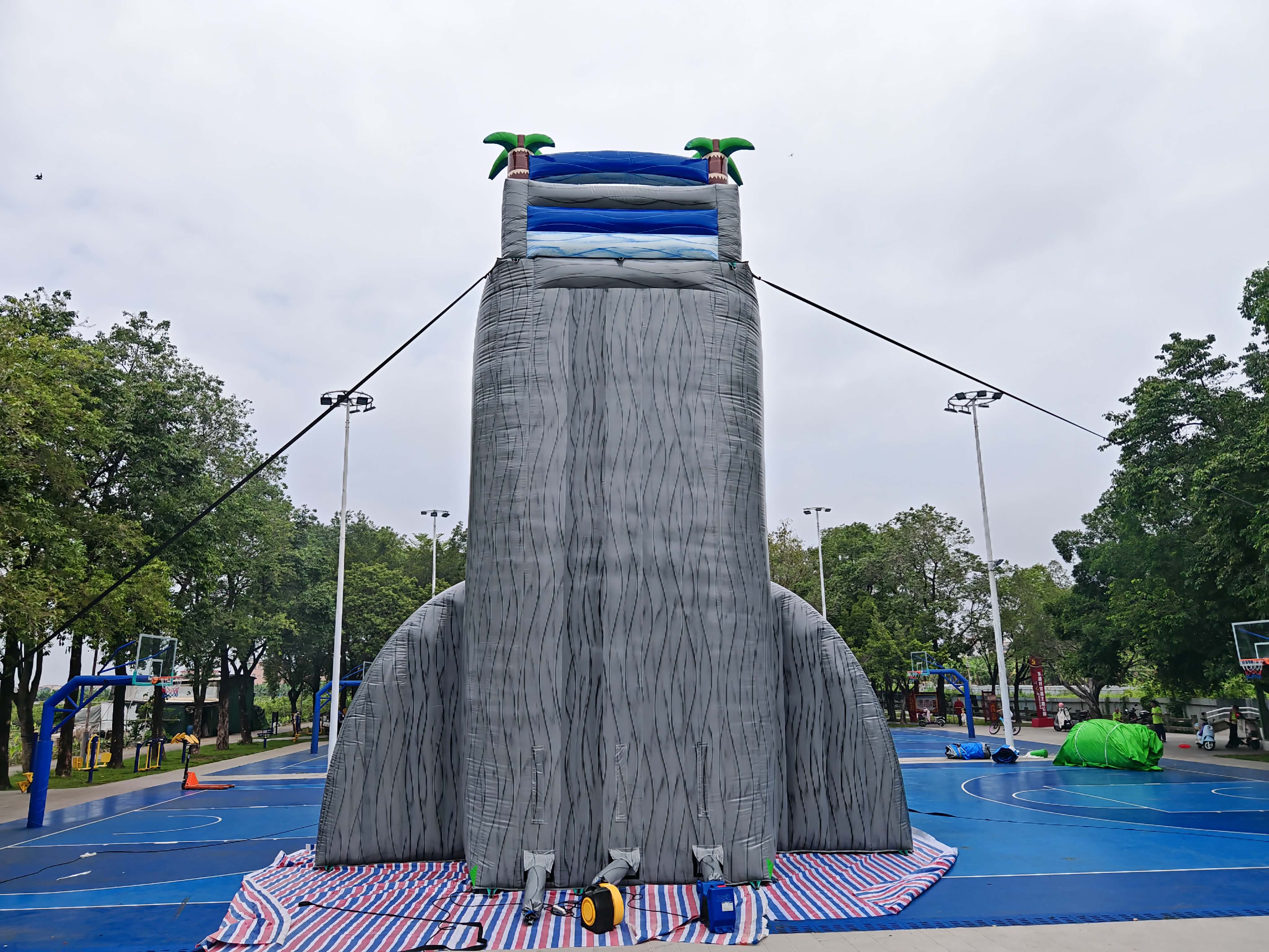 A Bounce LI rental set up at a real party